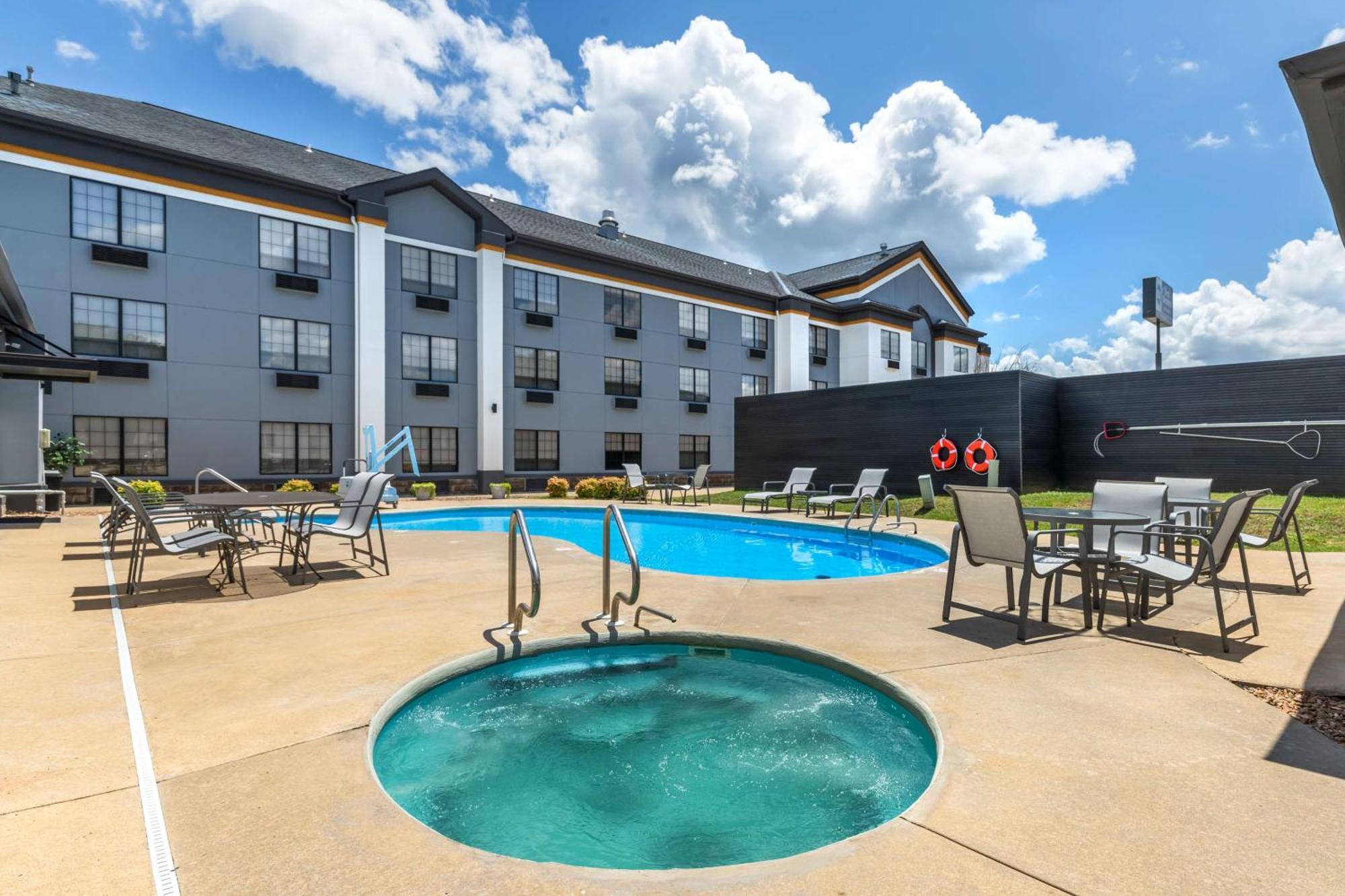 Best Western Prime Inn & Suites Poteau Exterior photo
